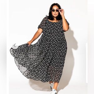 Dressed in LALA Lucky Lady maxi dress in Current mood size M. Worn once